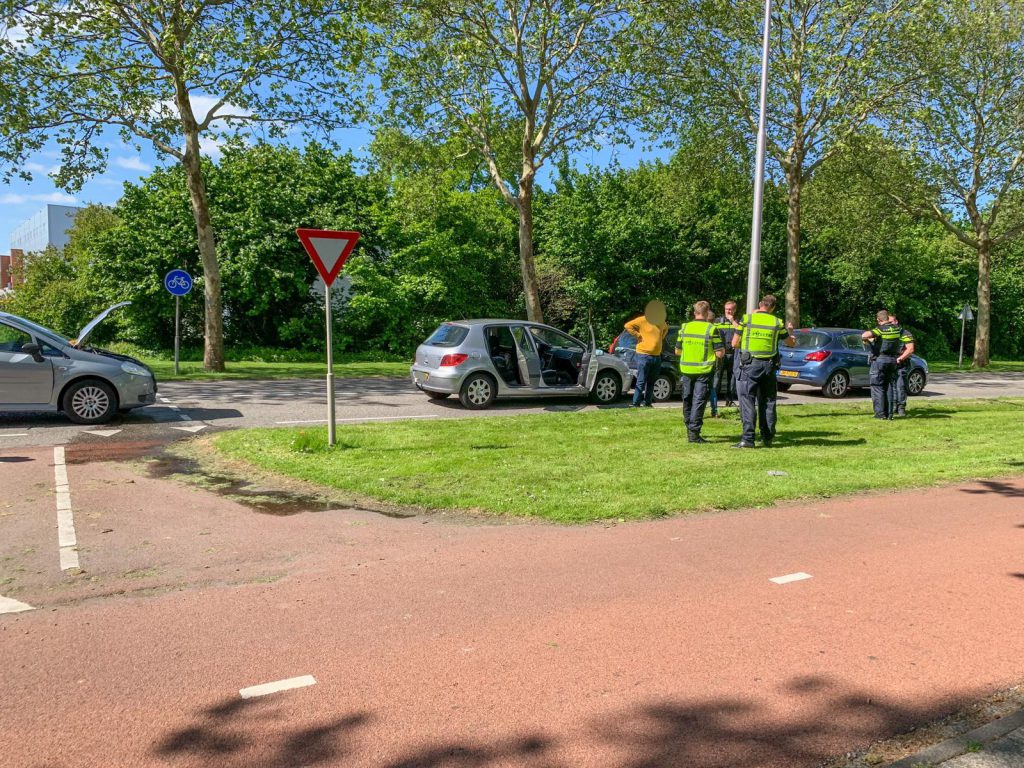 Kop-staart aanrijding op de Broekveldselaan in Bodegraven ...