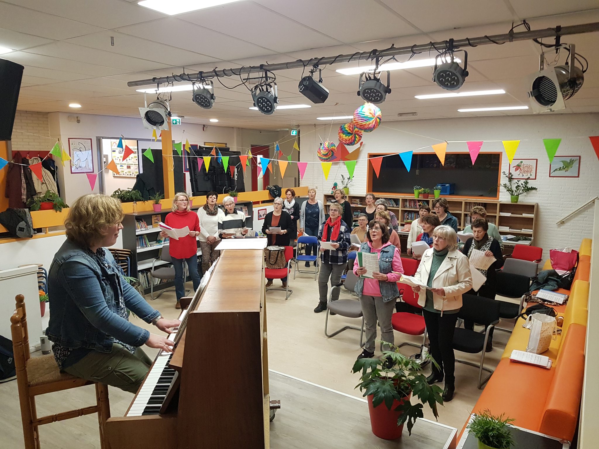 Dames Welkom Bij Open Repetitie Koor Fabulous Rebonieuws Nl